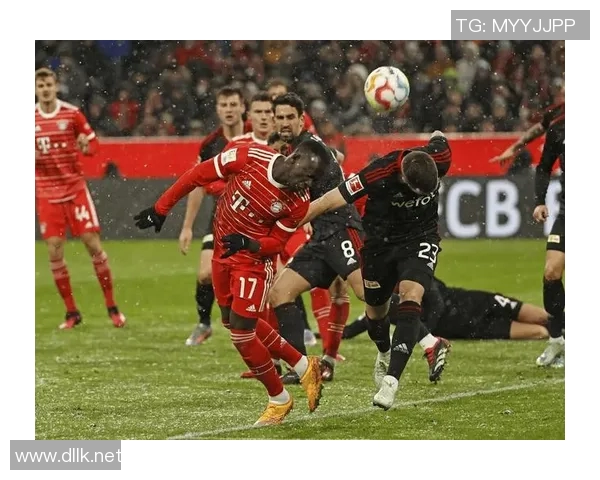 拜仁慕尼黑迎战中央德国力争主场胜利展现强大实力 拜仁慕尼黑迎战中央德国力争主场胜利展现强大实力